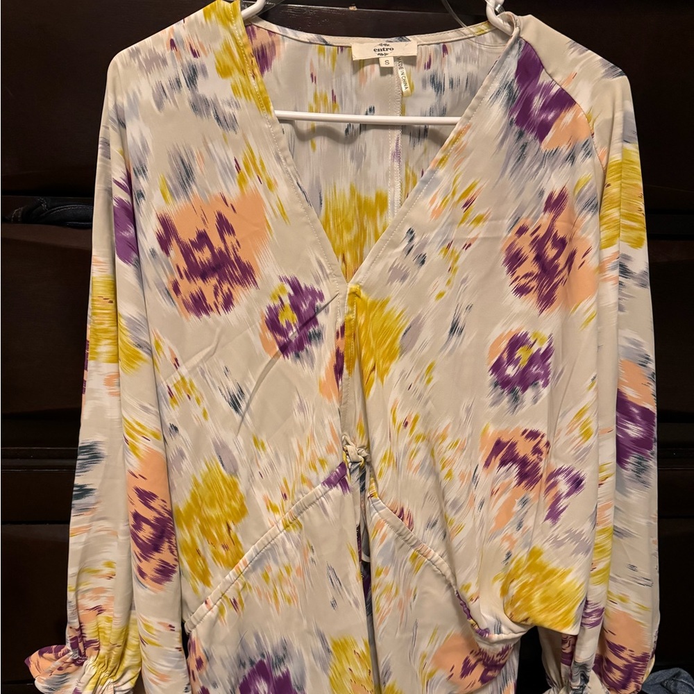 Floral boutique top